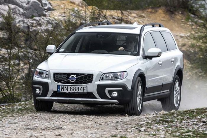 Volvo xc70 1 43